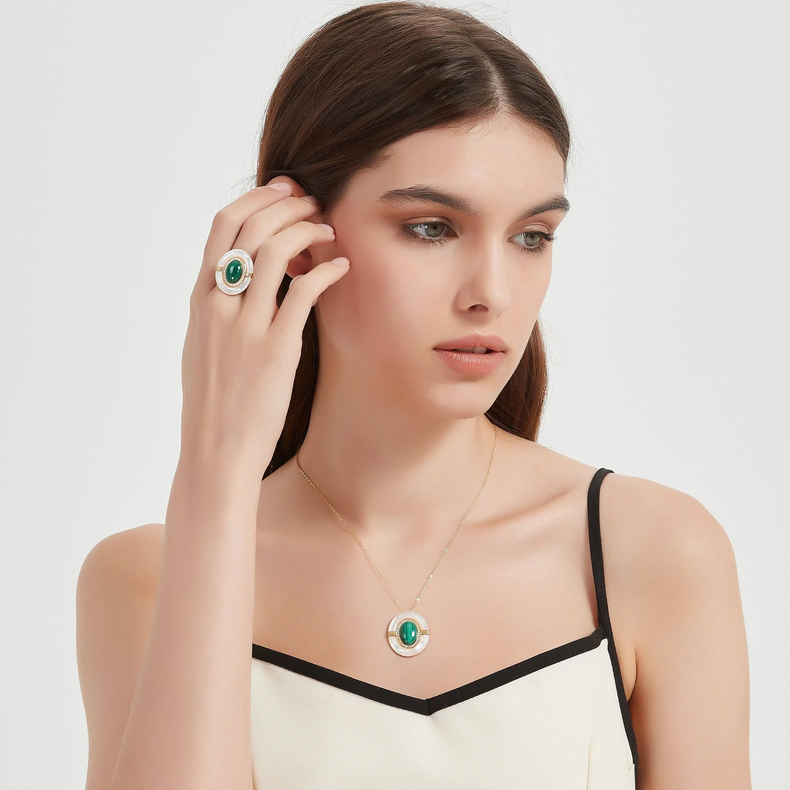 Green Malachite Mother Of Pearls Necklace