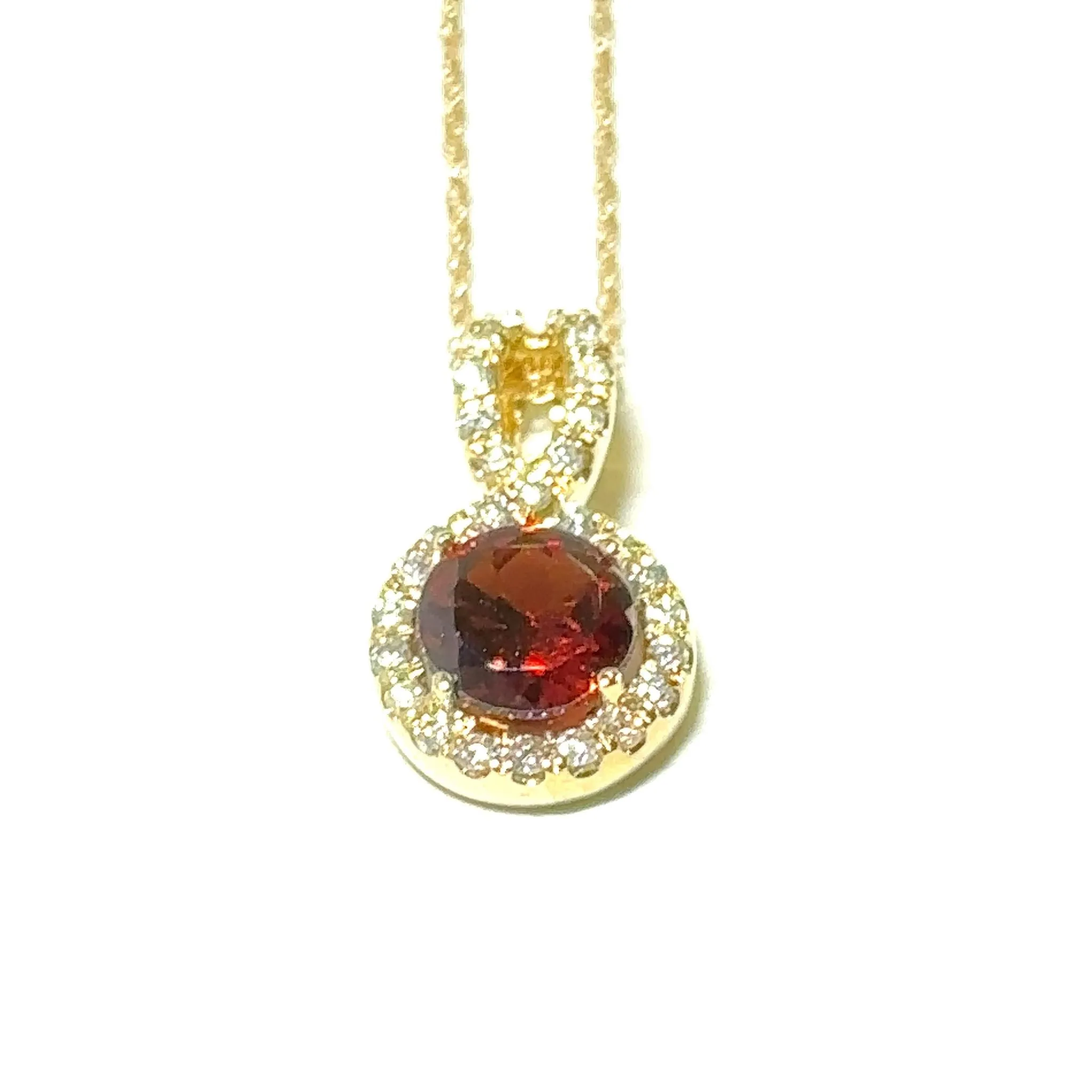 Yellow Gold Garnet Pendant